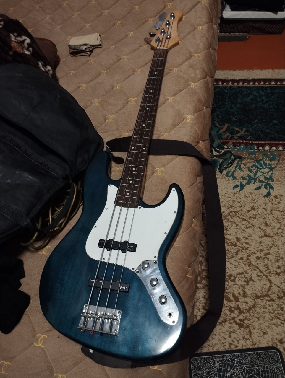 Fender jbass& 25