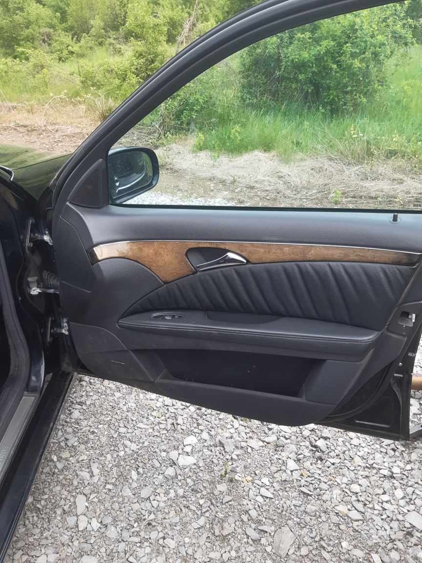 Кожен салон Мерцедес w211 комби