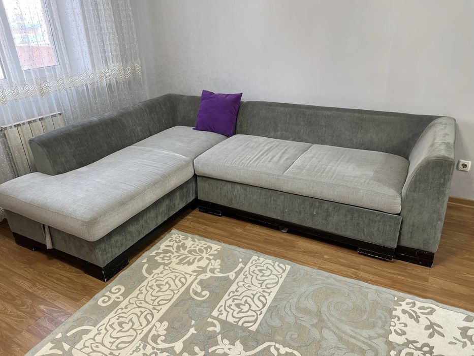 Продам диван угловой