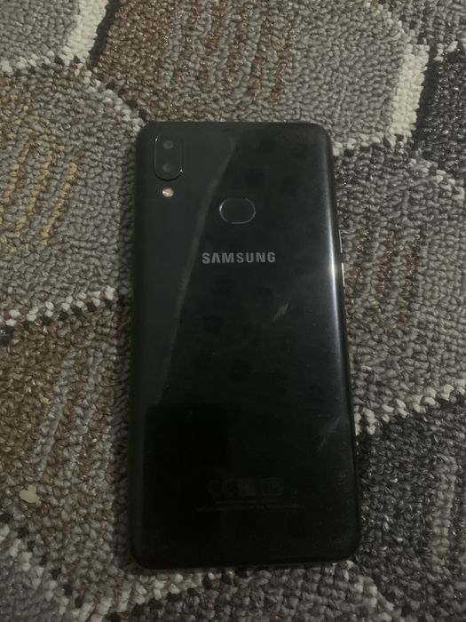 Samsung gallaksiy a 10 s sotiladi