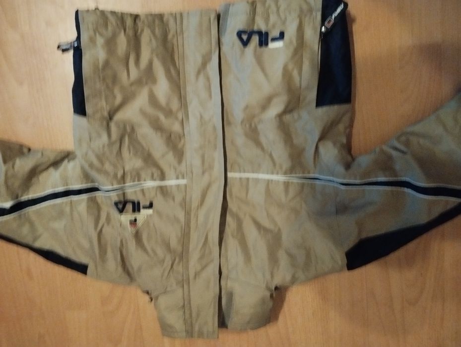 Jachetă călduroasă impermeabilă Filla pt copii+ghete+bluză,toate 100 l