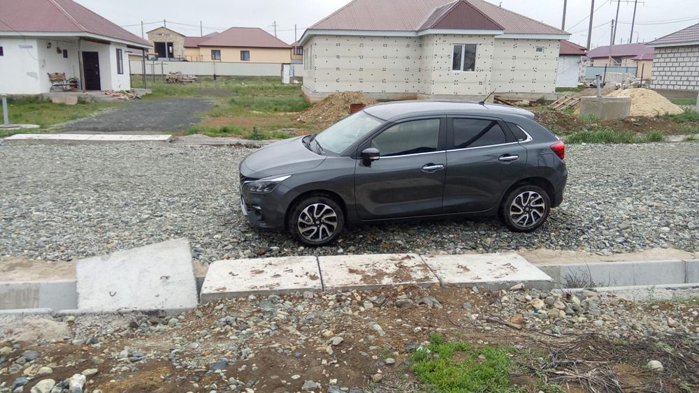 Продам автомобиль в отличном  состоянии российский учёт