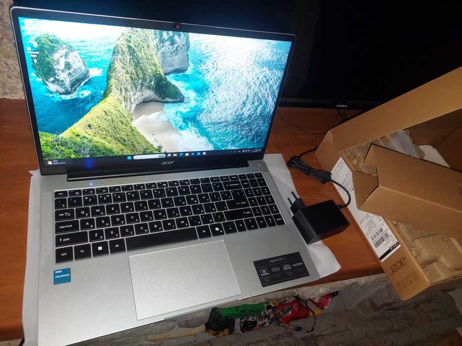 Продам ноутбук Acer