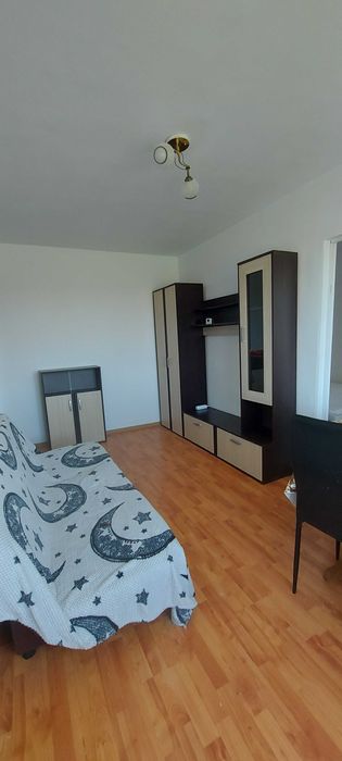 Apartament cu două camere  de închiriat