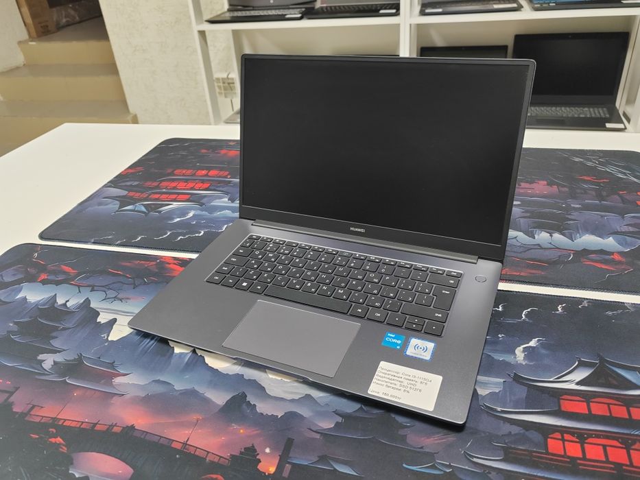 Ноутбук Huawei Core I3-1115G4/ 8Гб/ ССД 512Гб