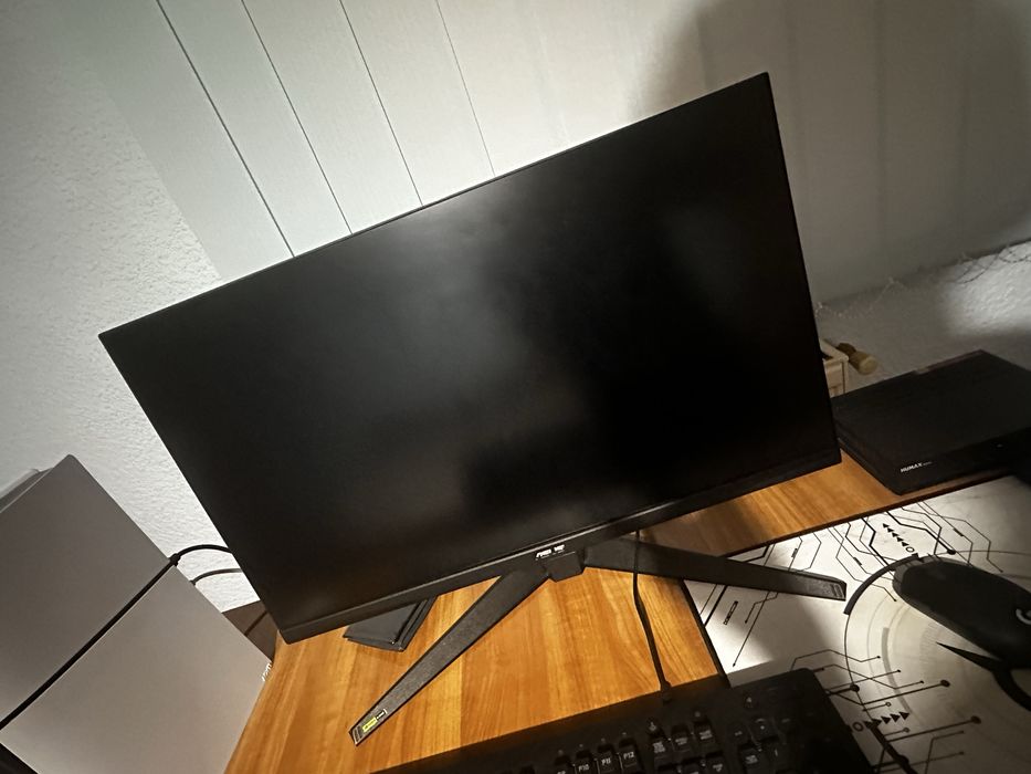 PS5 Slim 1tb + monitor asus 170hz