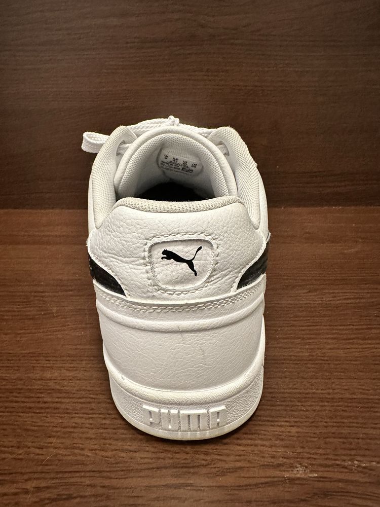 Бели кецове Puma