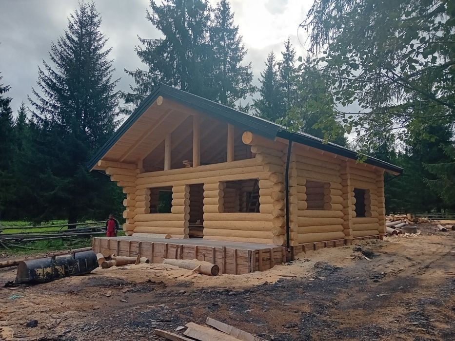 Construiesc case lemn rotund 380, € mp.bustean.