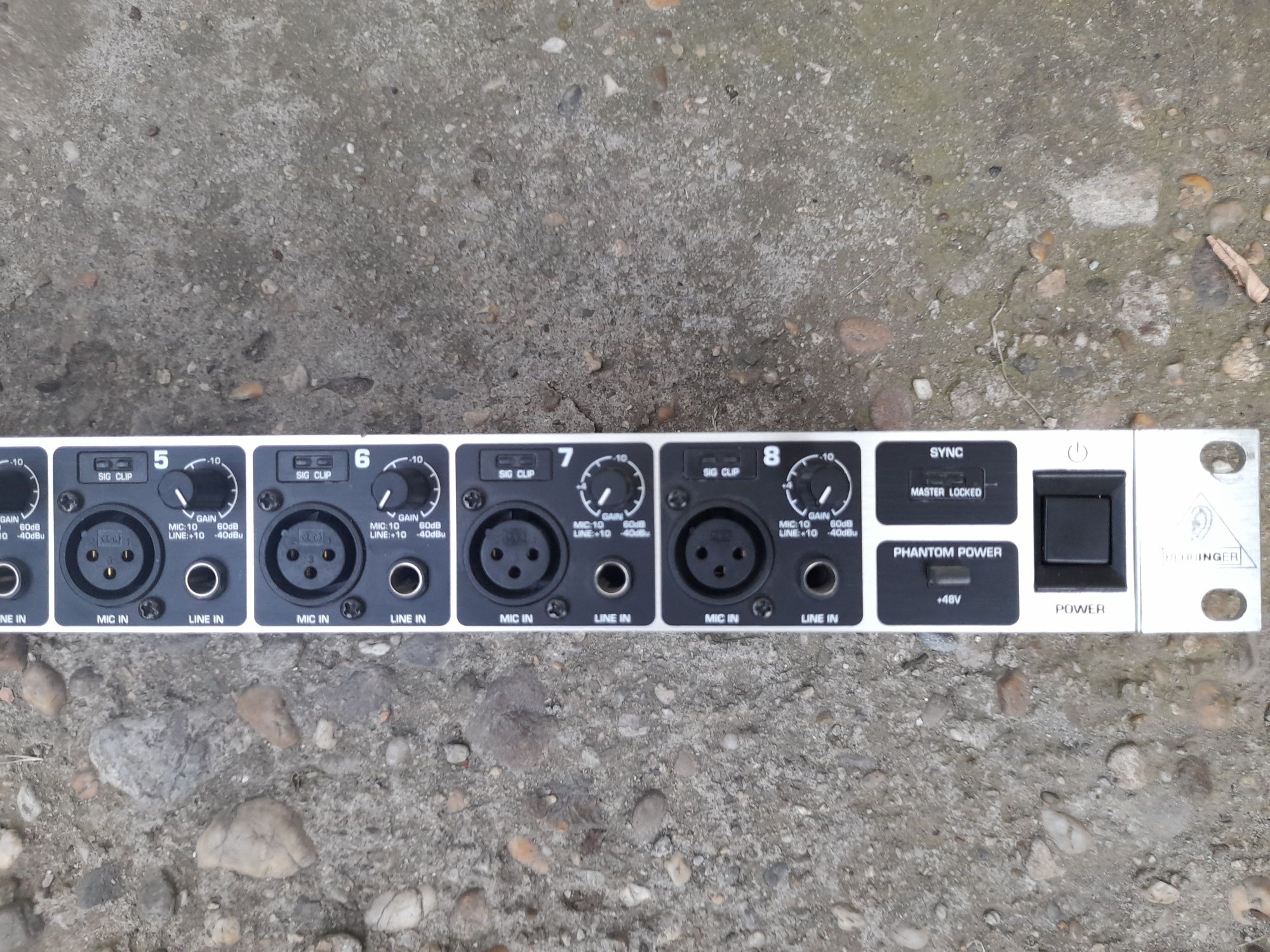 procesor Behringer ADA8000 Ultragain Pro-8 Digital