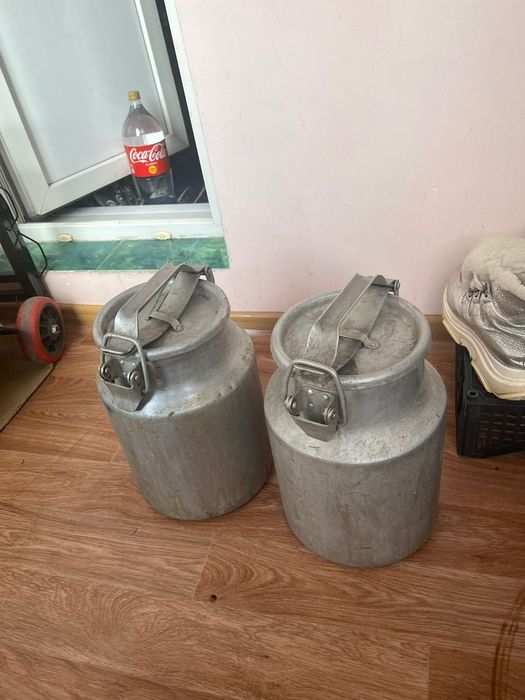 Продам бидон 10 литров