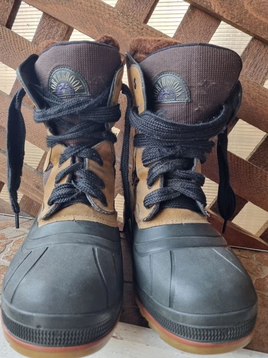 Cizme de iarna 43/44 foarte calduroase si calitative