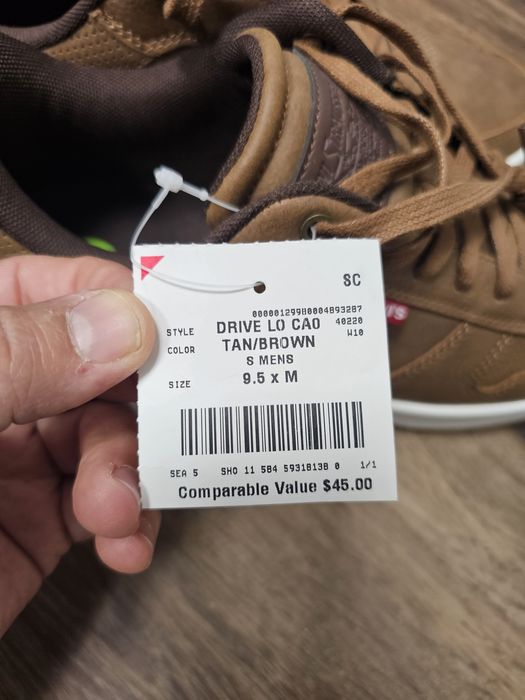 Маратонки Levi's 43