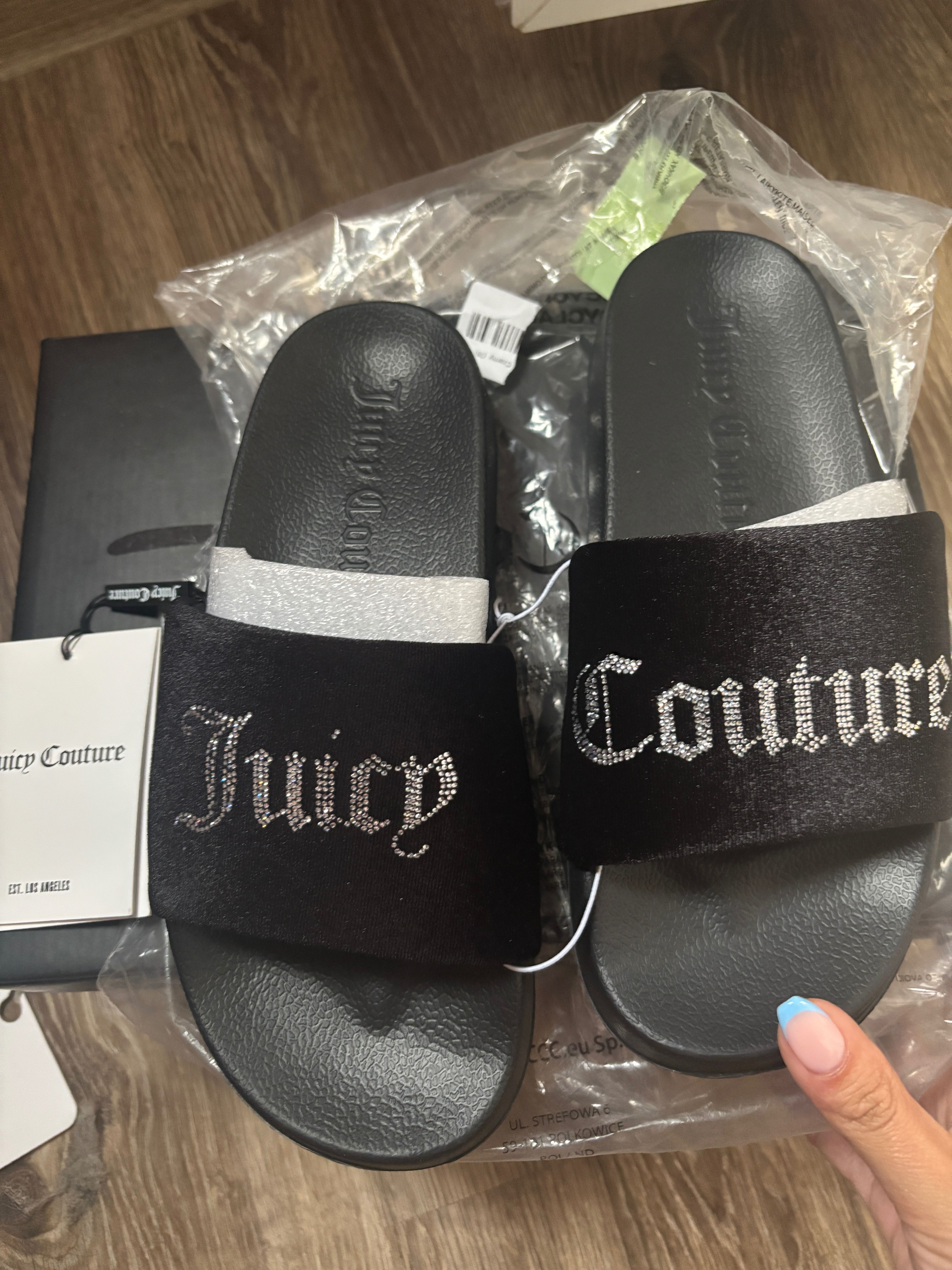 Чехли Jiucy Couture