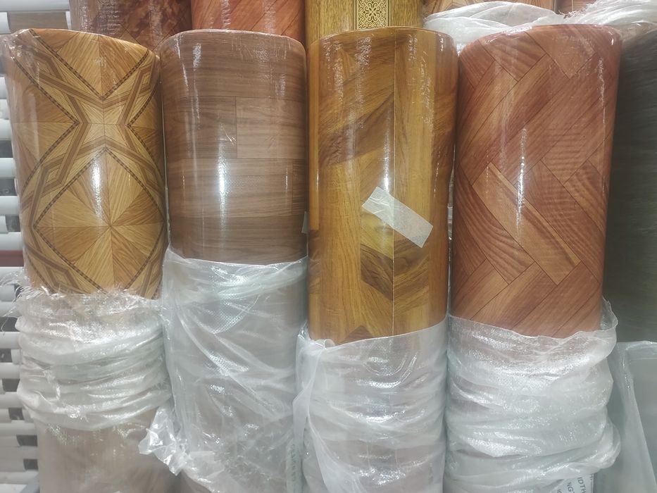 Linoleu F. Gros 2m lat x 20 m lungime ( 40 m patrati) 2 mm grosArtă și