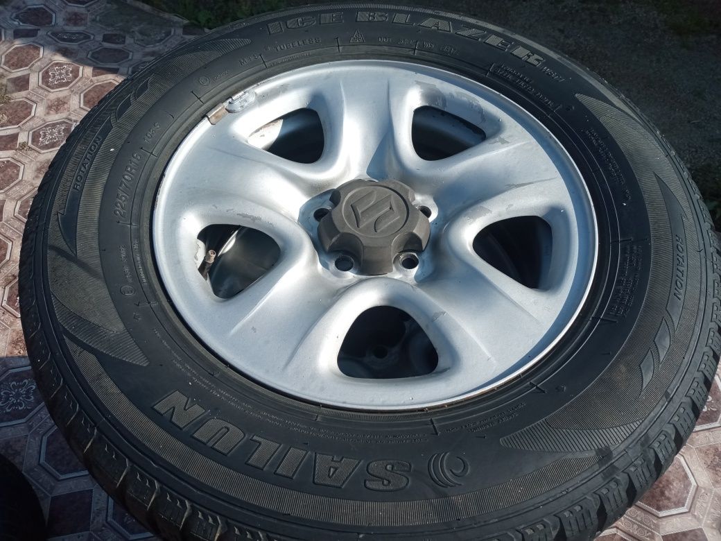 Шины зима 225.70 R16