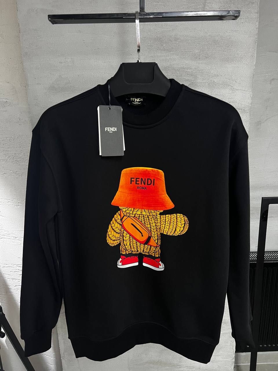 Премиум качество мъжки блузи Burberry/Fendi/Moschino/Louis vuitton