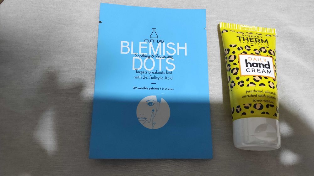 Спирала Kylie Cosmetics почистваща пяна за тяло Mi Amante