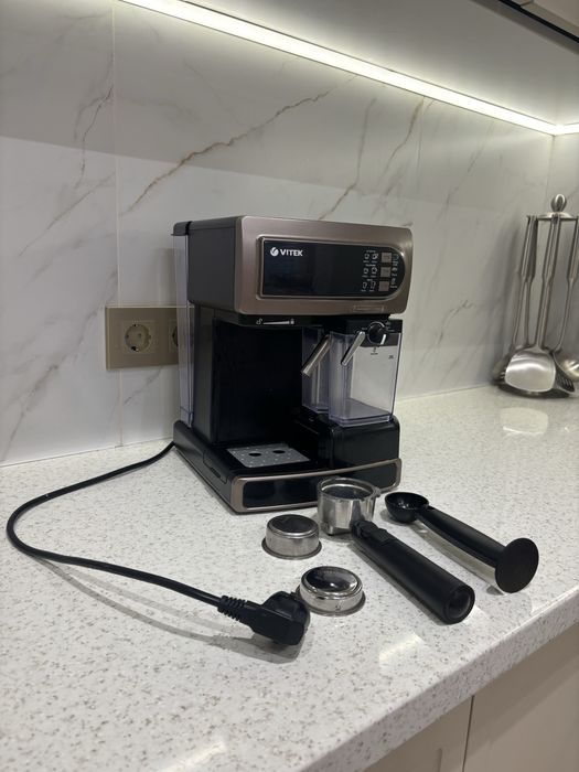 Кофемашинка рожковая