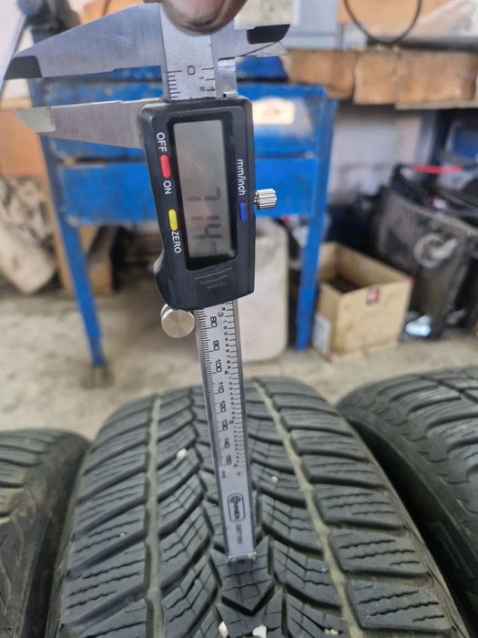 Оригинални джанти 16 цола със зимни гуми 22г дот