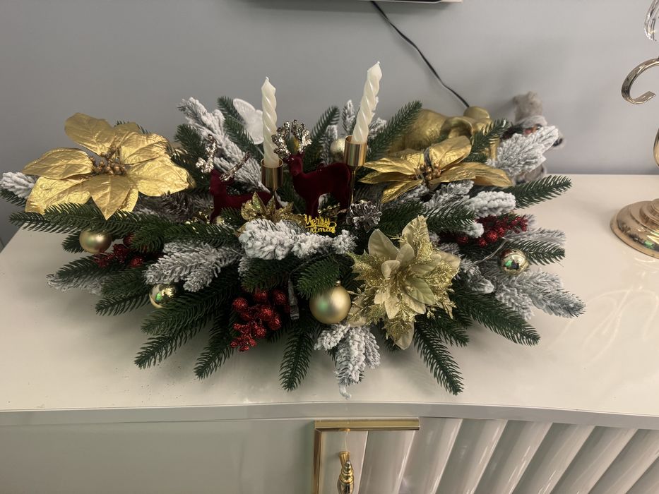 Aranjament de lux alb-auriu