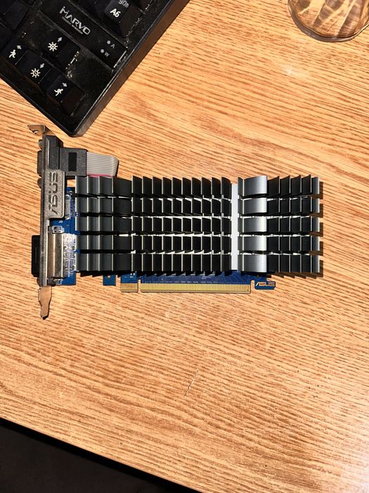 Placa video Nvidia gt730