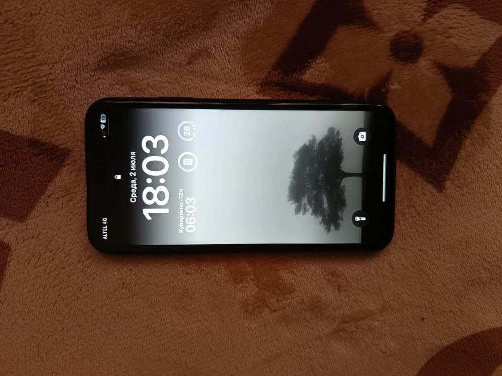 Iphone Xr, В отличном состояние