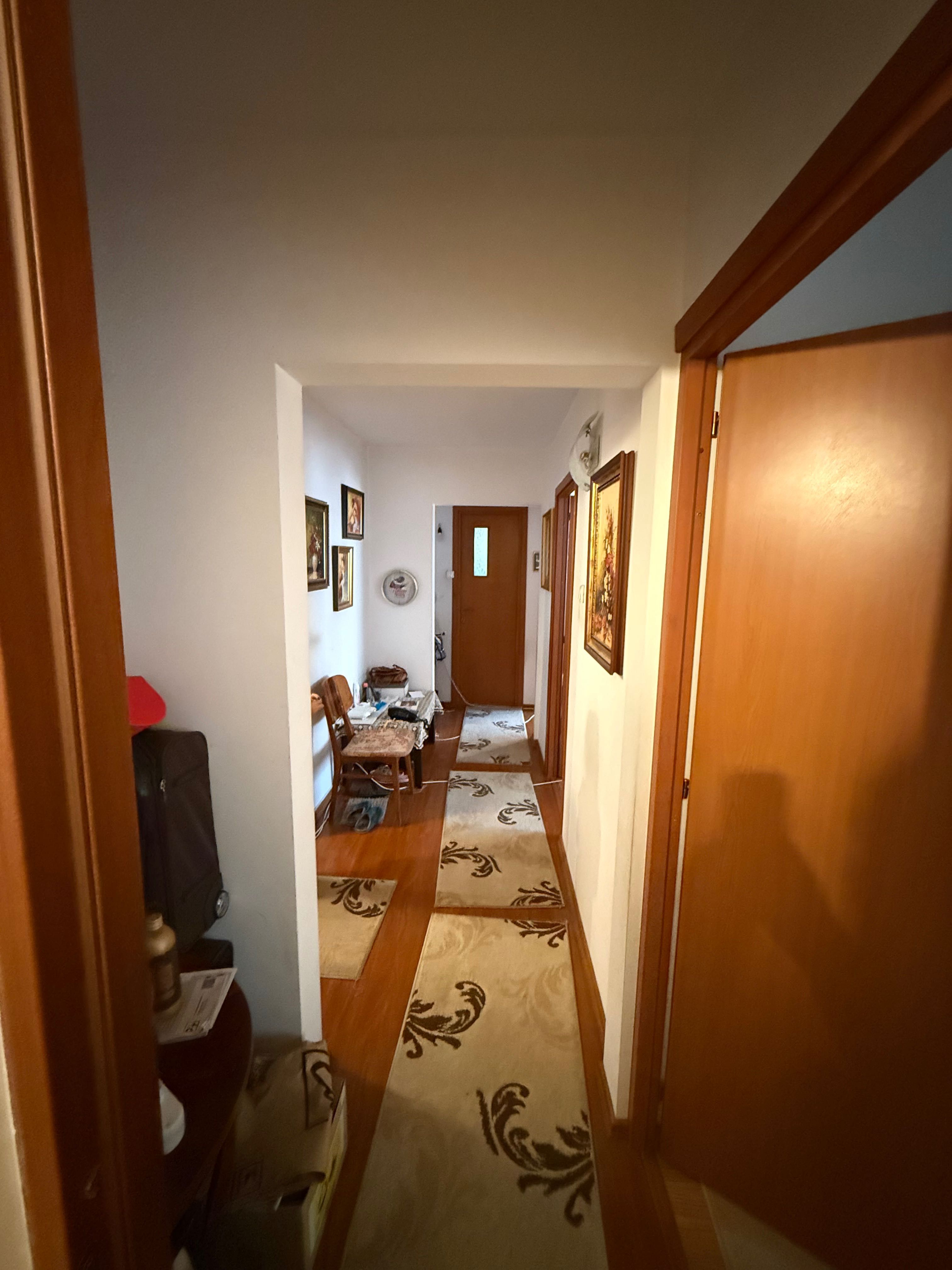 Vând Apartament 4 camere Râmnicu Vâlcea - Ion Referendaru