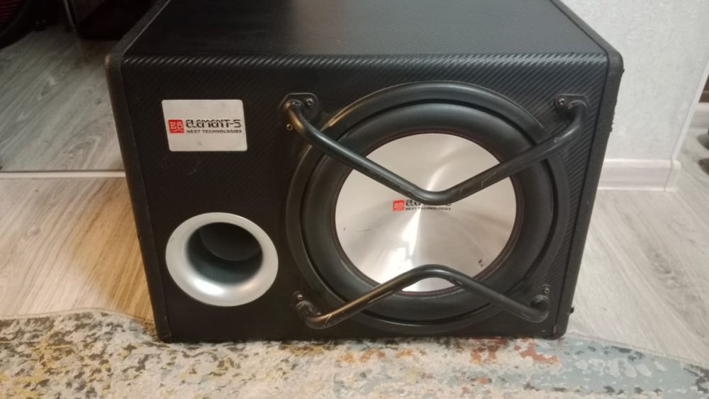 Продам сабвуфер 5 элемент в хорошем состояние