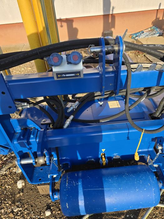 Înfoliator baloti Goweil