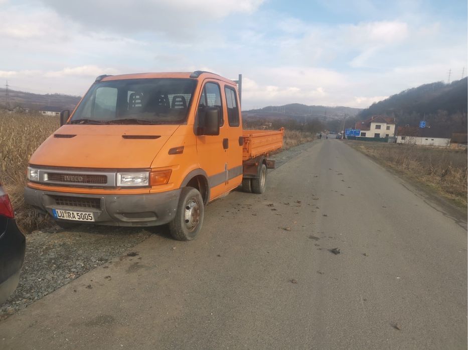 Dezmembrez Iveco Daily