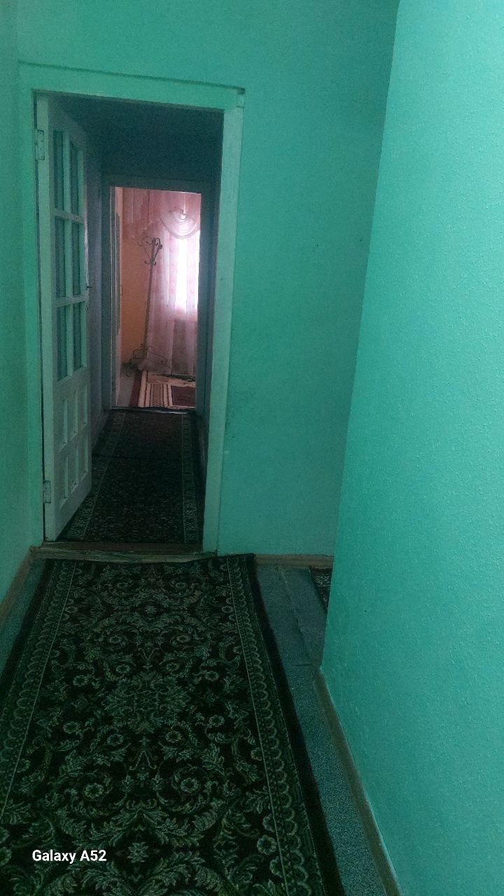 2 xonali kvr ijaraga beriladi. Moʻljal : Sentralni apteka