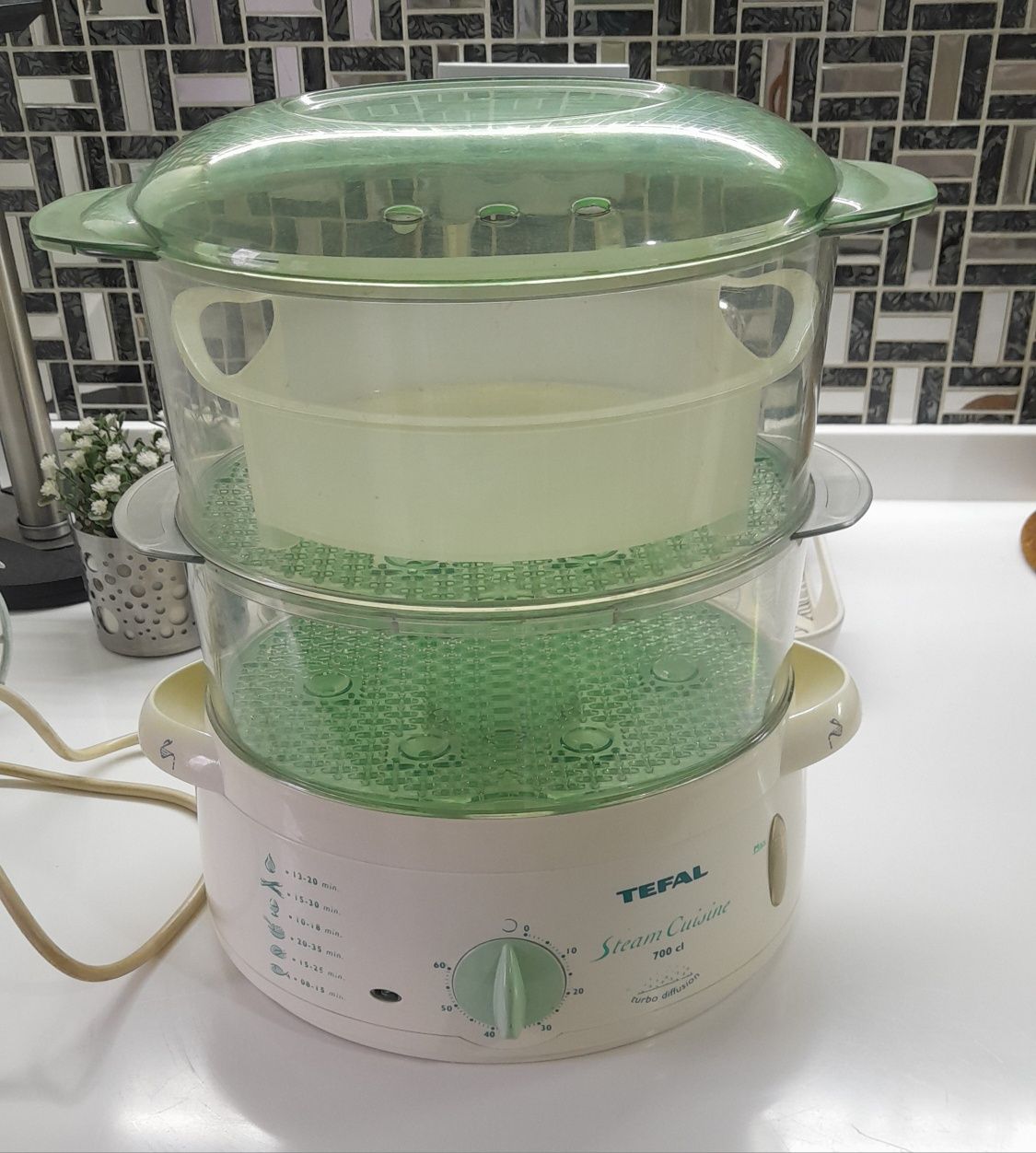 Пароварка "Tefal" в идеальном состоянии! Быстро, вкусно, полезно!
