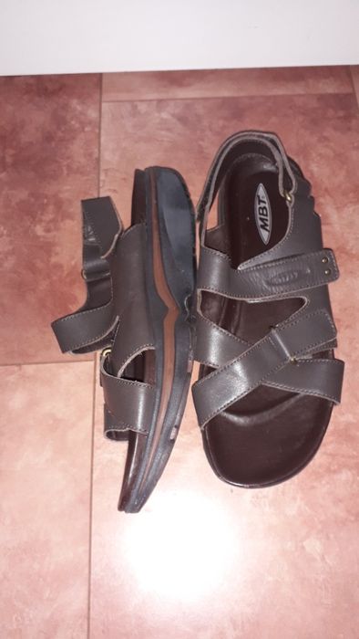 Sandale din piele