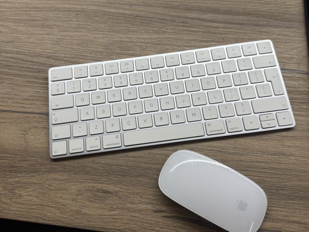 MacBook Air 13 Retina+безжична клавиатура и мишка