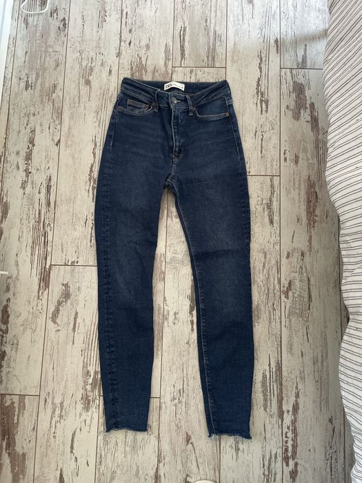 Тъмносини дънки Zara