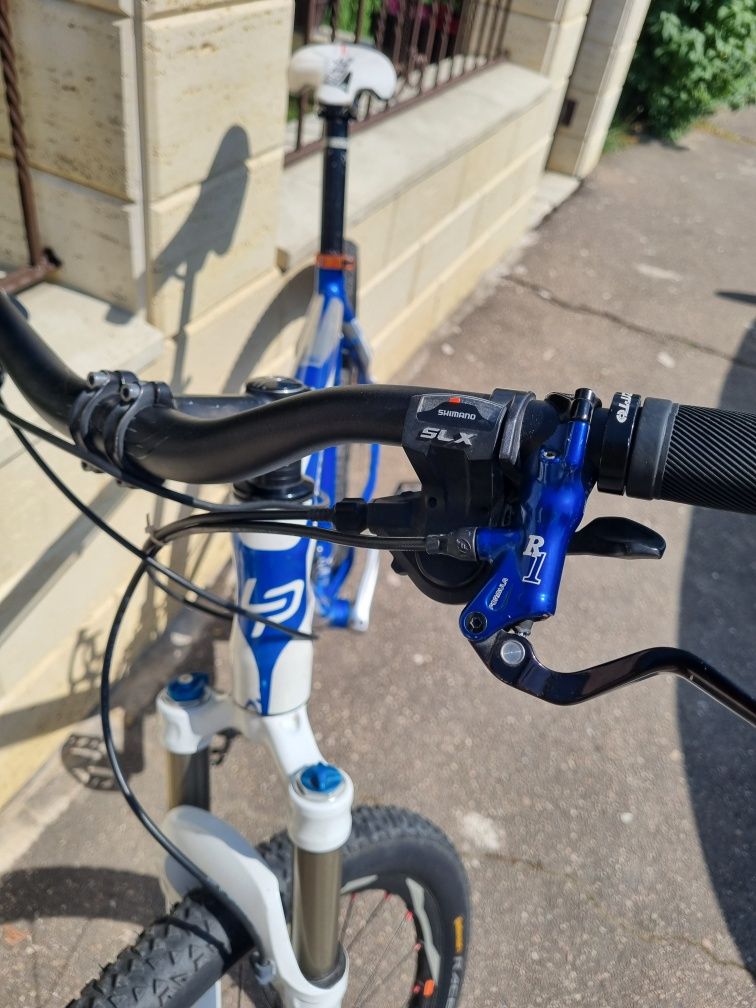 Vând bicicleta Lapierre prorace 400