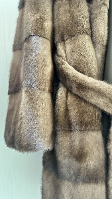 Норковая шуба, состояние отличное