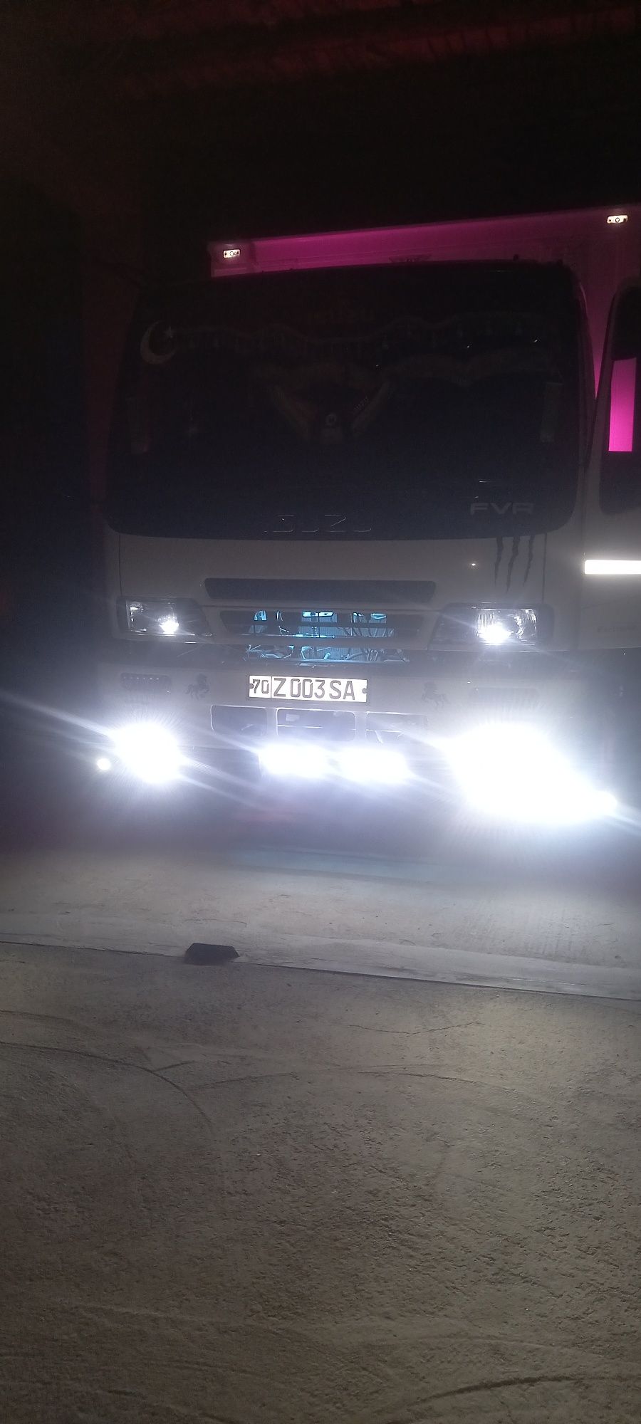 Isuzi FVR 10 tonnalik
