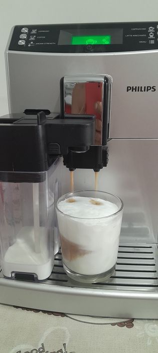 Aparat de cafea PHILIPS.