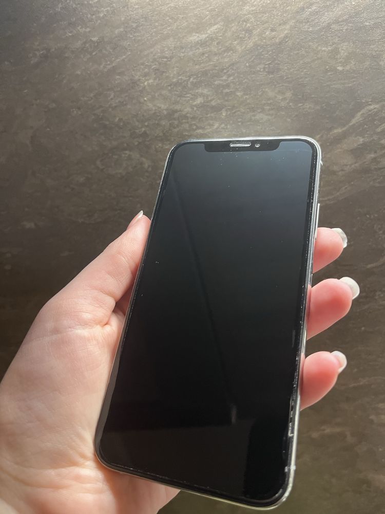 Iphone XS 64GB сребърен