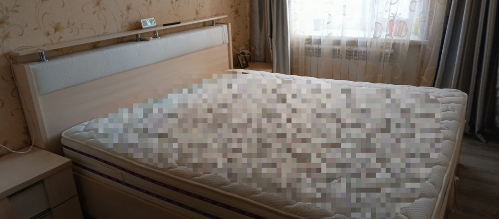 Спальний гарнитур