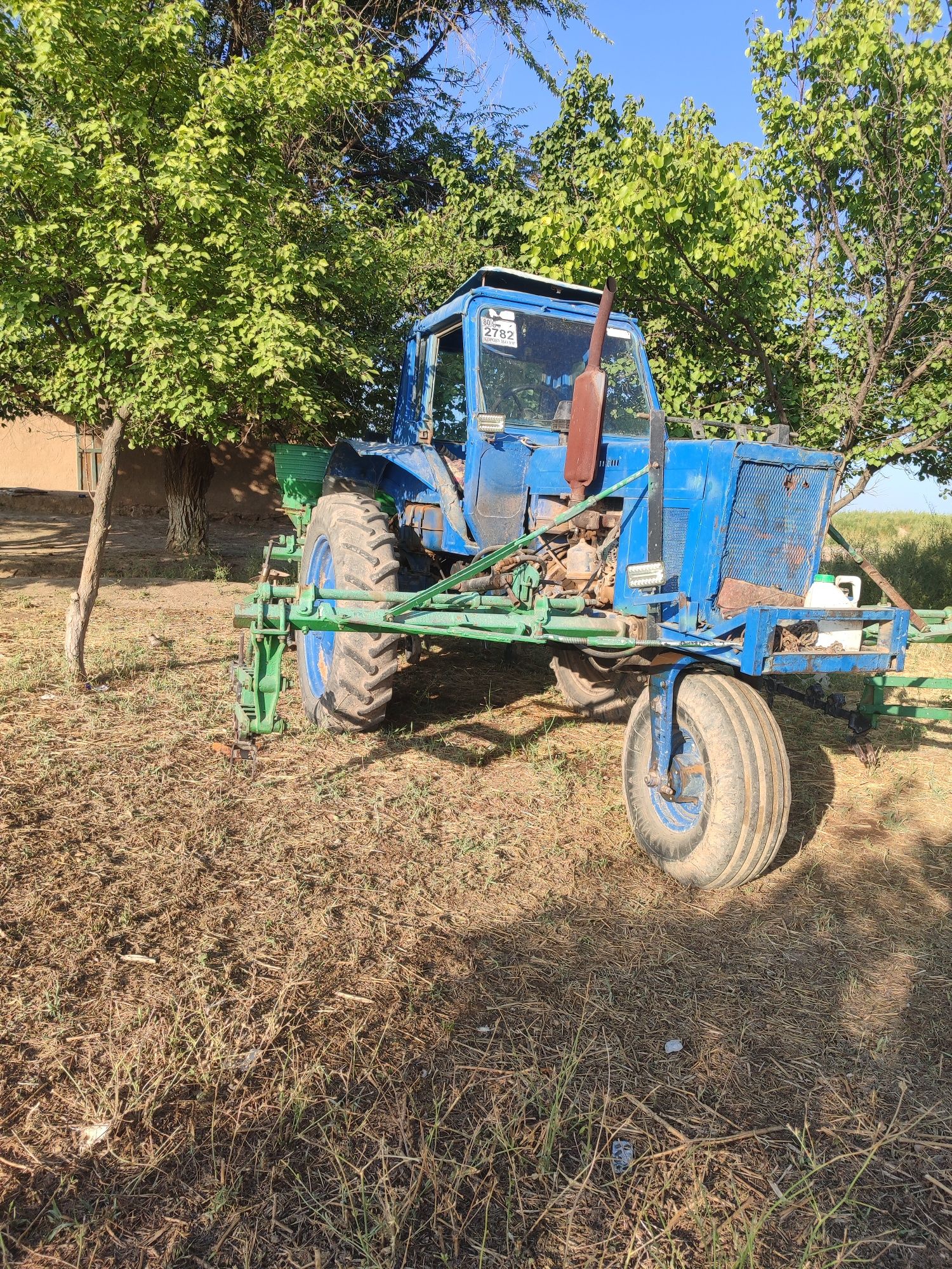 Belarus 80 traktor