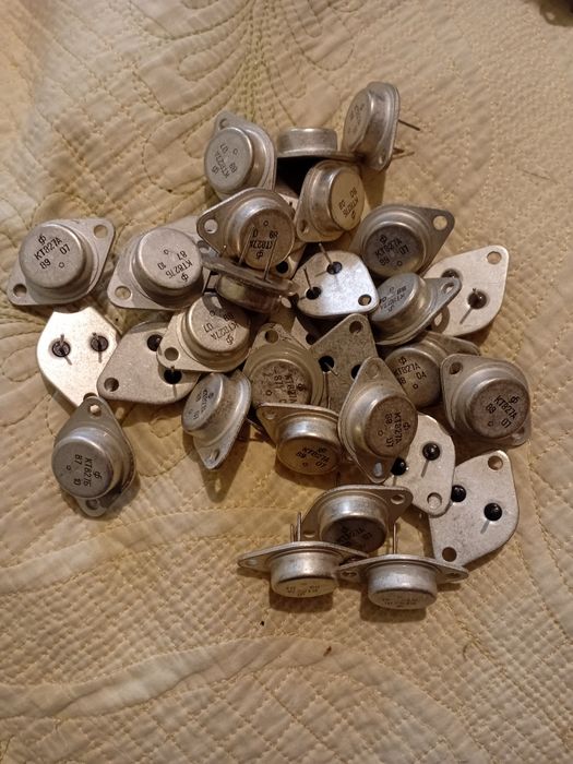 Транзисторы КТ827А (оригиналы)