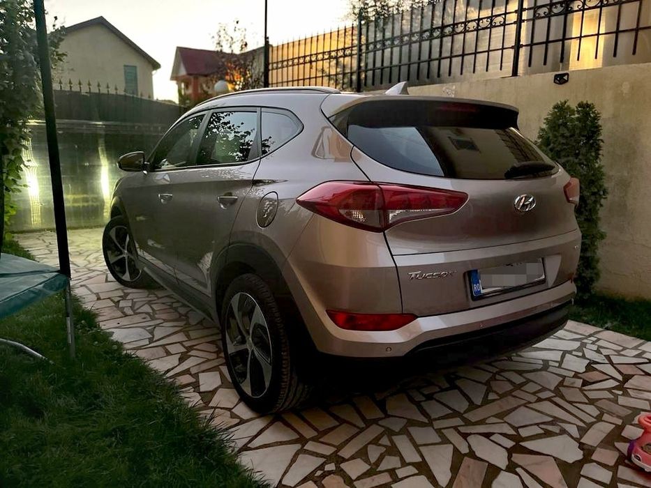 Hyundai Tucson III (1.7 CRDI)
