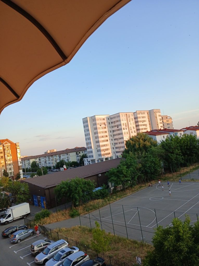 Vând garsoniera  23mp