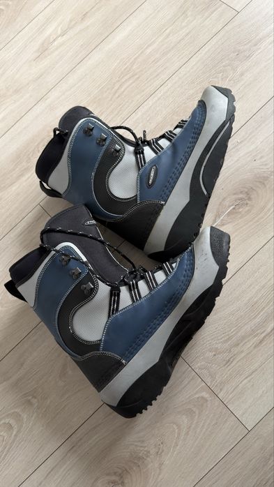 Boots Snowboard nr 44-45