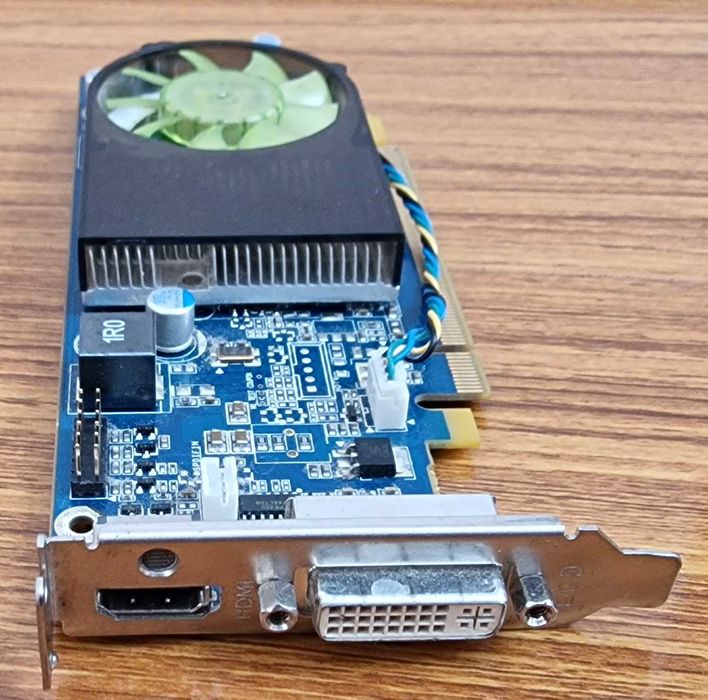 Placa video Low Profile  SFF Nvidia GT 120 ,1G DDR2 128 bit HDMI DVI