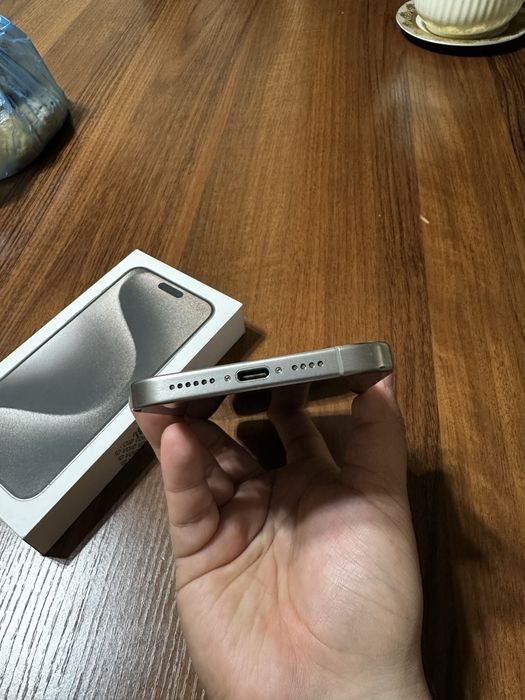 iPhone 15 Pro Max 256 GB Natural Titanium