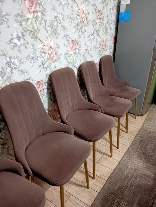 Продам стулья в хорошем состояние