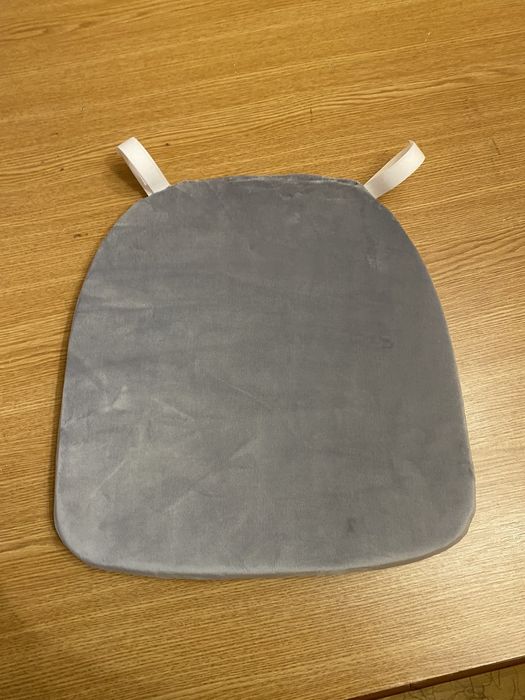 Perne chiavari , scaun